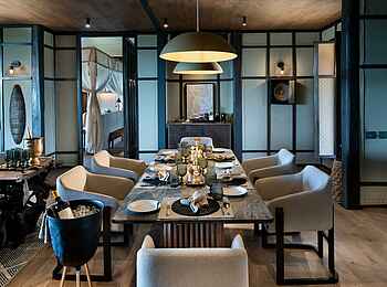 Daunara Safari Camp: Family Unit Lounge