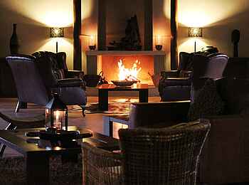 Hoodia Desert Lodge: Kamin