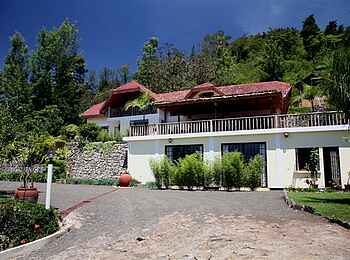 Onsea House: Zufahrt zum Haupthaus