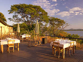 Pumulani Lodge: Großes Panoramadeck