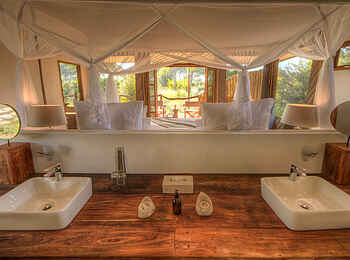 Nokanyana Camp: Doppelwaschbecken