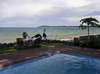 Chintheche Inn: Pool mit Seeblick Chintheche Inn: Pool mit Seeblick