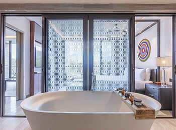 Gran Melia Arusha: Badewanne in der Grand Suite