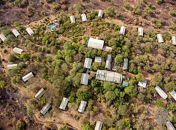 Kirawira Serena Camp: Luftbild des Camps