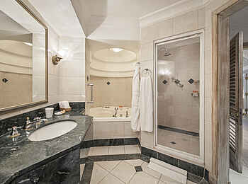 La Pirogue: Das Badezimmer La Pirogue: Das Badezimmer