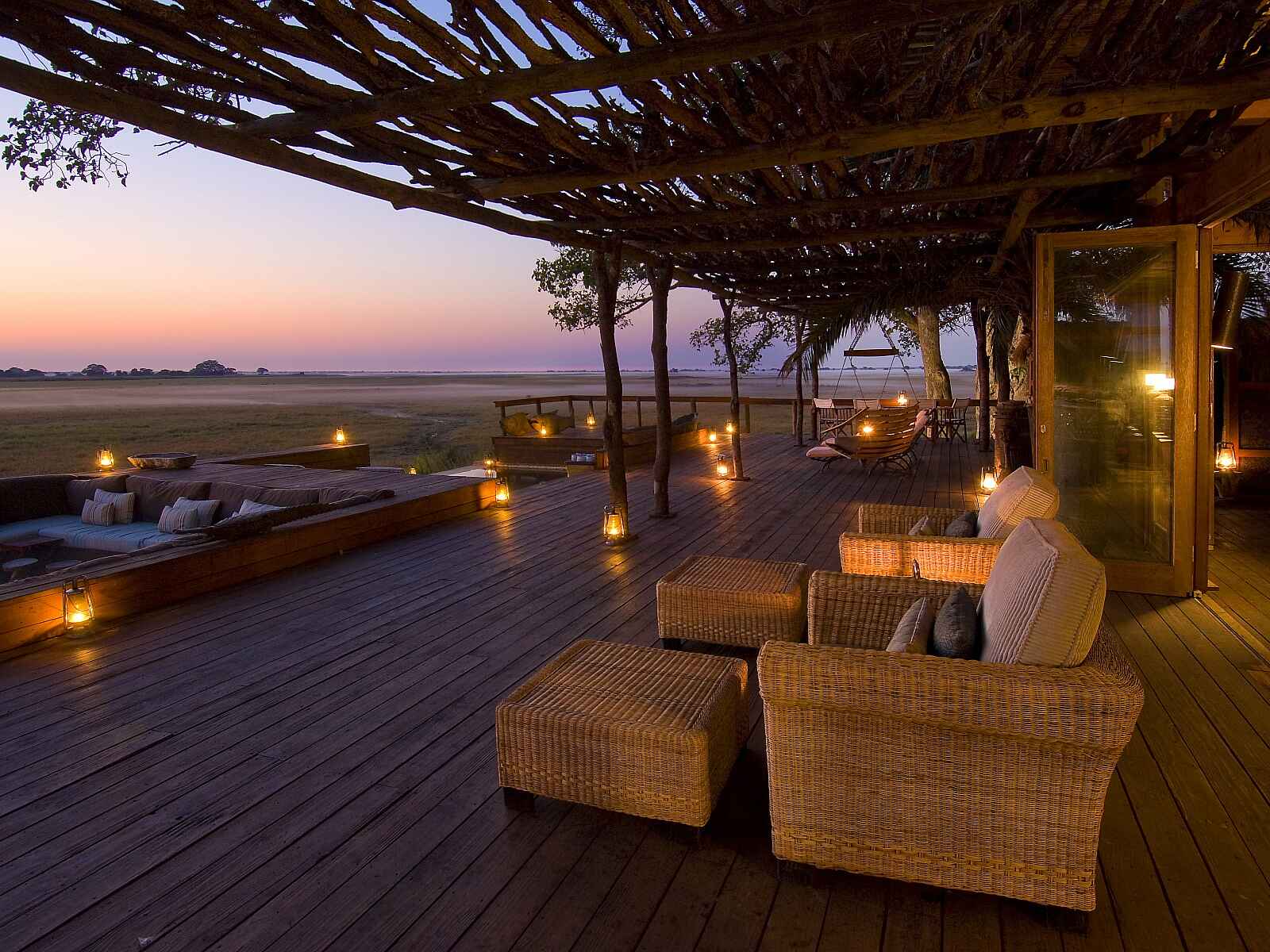 Shumba Camp: Ausblick von der Main Lodge Shumba Camp: Ausblick von der Main Lodge