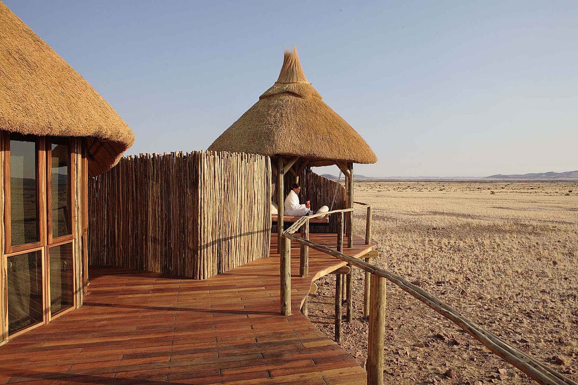 Dünen, Namib Naukluft Park, Namibia Wildlife Resorts, NWR, Sossus Dune Lodge, Sossusvlei, Deck, Pavillion, Private Veranda, Sala, Afrikarma, Afrikarma Safaris, Afrikarma.de