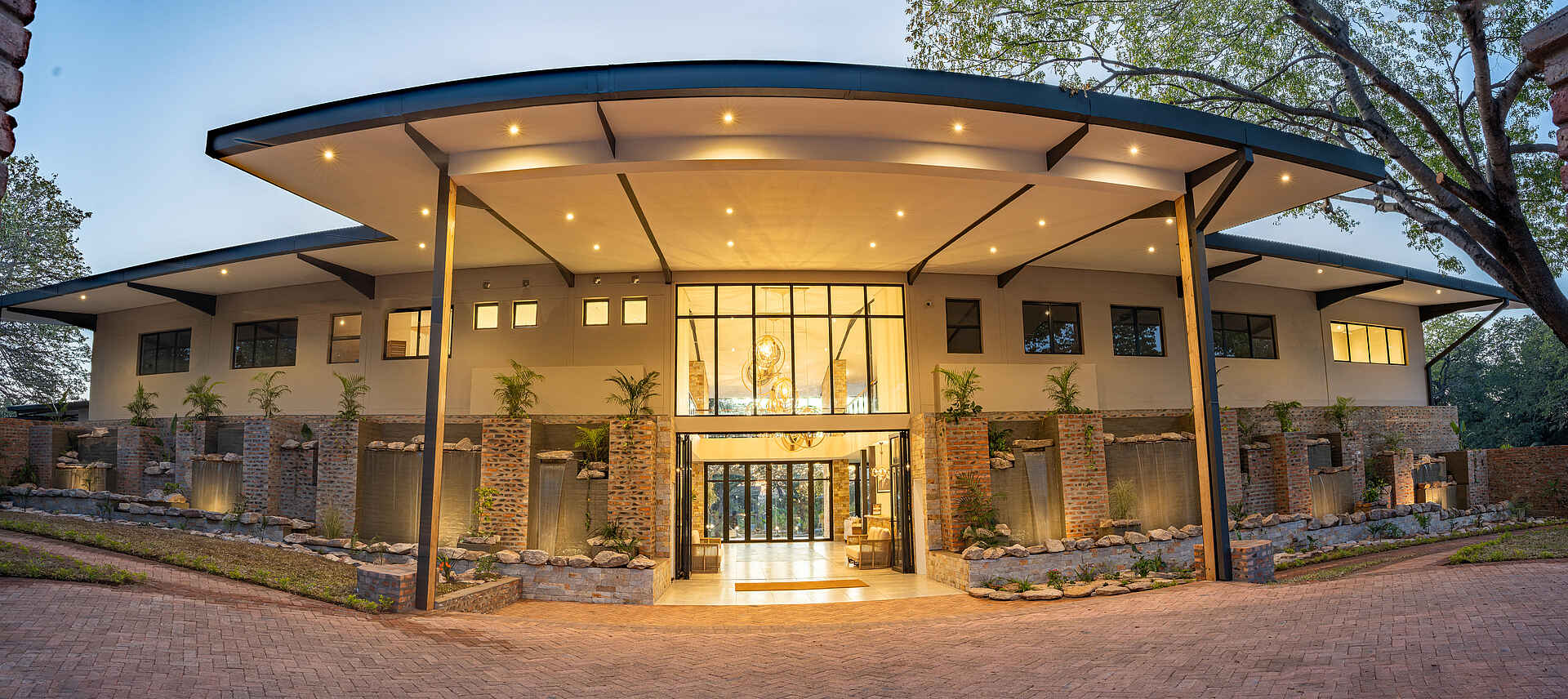 Waterfalls Lodge: Ankunft