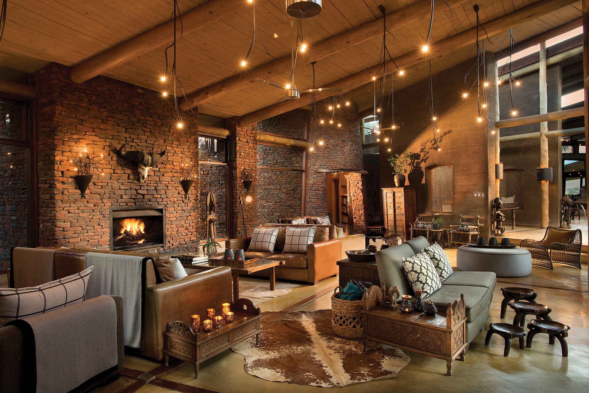 Marakele Nationalpark, marataba, Safari Lodge, Südafrika, Garten, Hauptlounge, Afrikarma, Afrikarma Safaris, Afrikarma Safaris - Wildnis. Hautnah., afrikarma.de