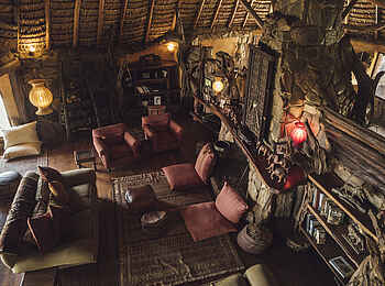 Ol Malo: Blick in die Lounge hinunter