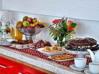 Sea Star Lodge: High Tea Sea Star Lodge: High Tea