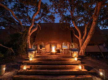 Selinda Suite: Eingan auf der Rücksiete des Suite