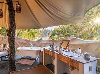 Time + Tide Chongwe Suites: Das Bad der Cassia Suite