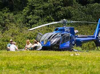Warangi Ridge Lodge: Helikopter