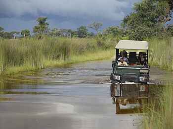 Nxabega Okavango Tented Camp: Durchquerung Fluss