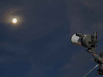 Nxai Pan Camp: Reflektor-Teleskop