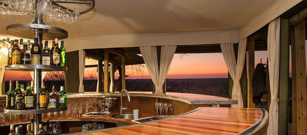 Krüger, Simbavati Hilltop Lodge, Simbavati Safari Lodges, Timbavati, Bar, Zentrale Einrichtung, Afrikarma, Afrikarma Safaris, Afrikarma Safaris - Wildnis. Hautnah., afrikarma.de