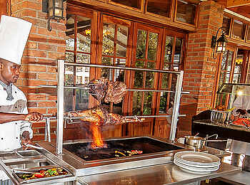 Arusha Coffee Lodge: Lunchtime