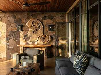 Singita Kilima Villa: Suite Veranda Singita Kilima Villa: Suite Veranda