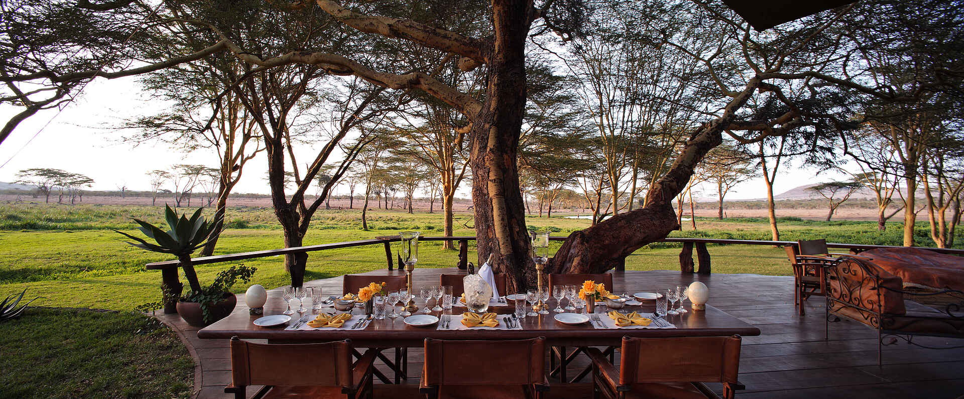 Sirikoi: Aussichtsdeck mit Essbereich