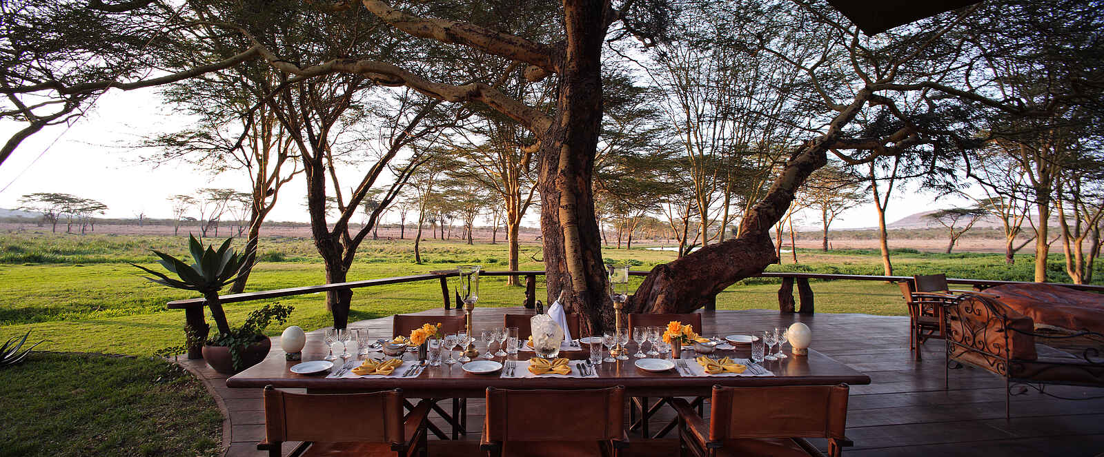 Sirikoi: Aussichtsdeck mit Essbereich Sirikoi: Aussichtsdeck mit Essbereich