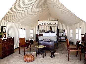 San Camp: Family Tent Bett