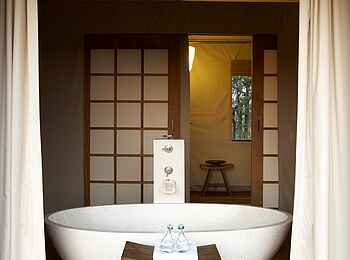 Sayari Camp: Wanne Sayari Camp: Wanne