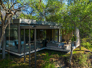 Cheetah Plains Karula House: Frontansicht einer Gästesuite Cheetah Plains Karula House: Frontansicht einer Gästesuite