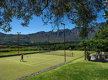 Mont Rochelle Hotel & Vineyard: Tennisplatz Mont Rochelle Hotel & Vineyard: Tennisplatz