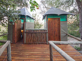 Rra Dinare Camp: Gäste-WC