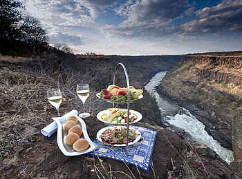 The Elephant Camp: Picknick an der Batoka Gorge