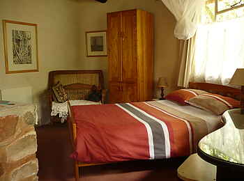 Frog and Fern Cottages: Msasa Cottage - Doppelbett Frog and Fern Cottages: Msasa Cottage - Doppelbett