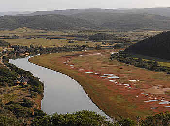 Kariega River Lodge: Lage der Lodge im Tal