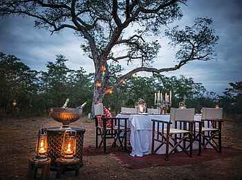 Dulini Lodge: Im Busch das Dinner genießen