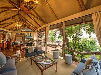 Shinde Lodge: Blick von der Lounge Shinde Lodge: Blick von der Lounge