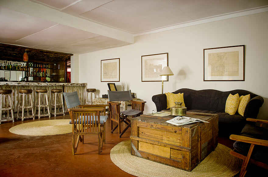Mt. Meru Game Lodge: Bar und Lounge Mt. Meru Game Lodge: Bar und Lounge