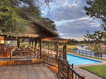 Belmond Savute Elephant Lodge: Das Main Deck