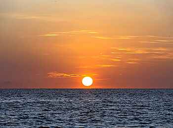 Kisiwa on the Beach: Sonnenuntergang