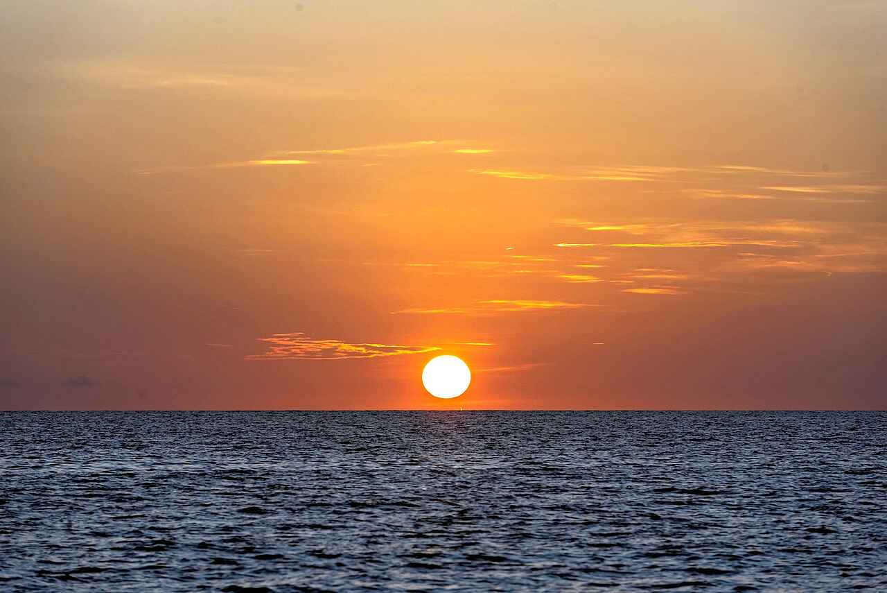 Kisiwa on the Beach: Sonnenuntergang