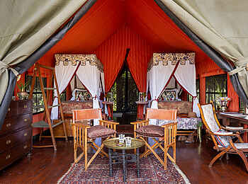 Mbamba: Ein Zweibettzimmer Mbamba: Ein Zweibettzimmer