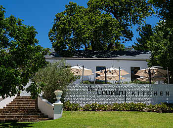 Mont Rochelle Hotel and Vineyard: Country Kitchen Restaurant