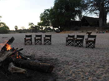 Mwagusi Safari Camp: Lagerfeuer