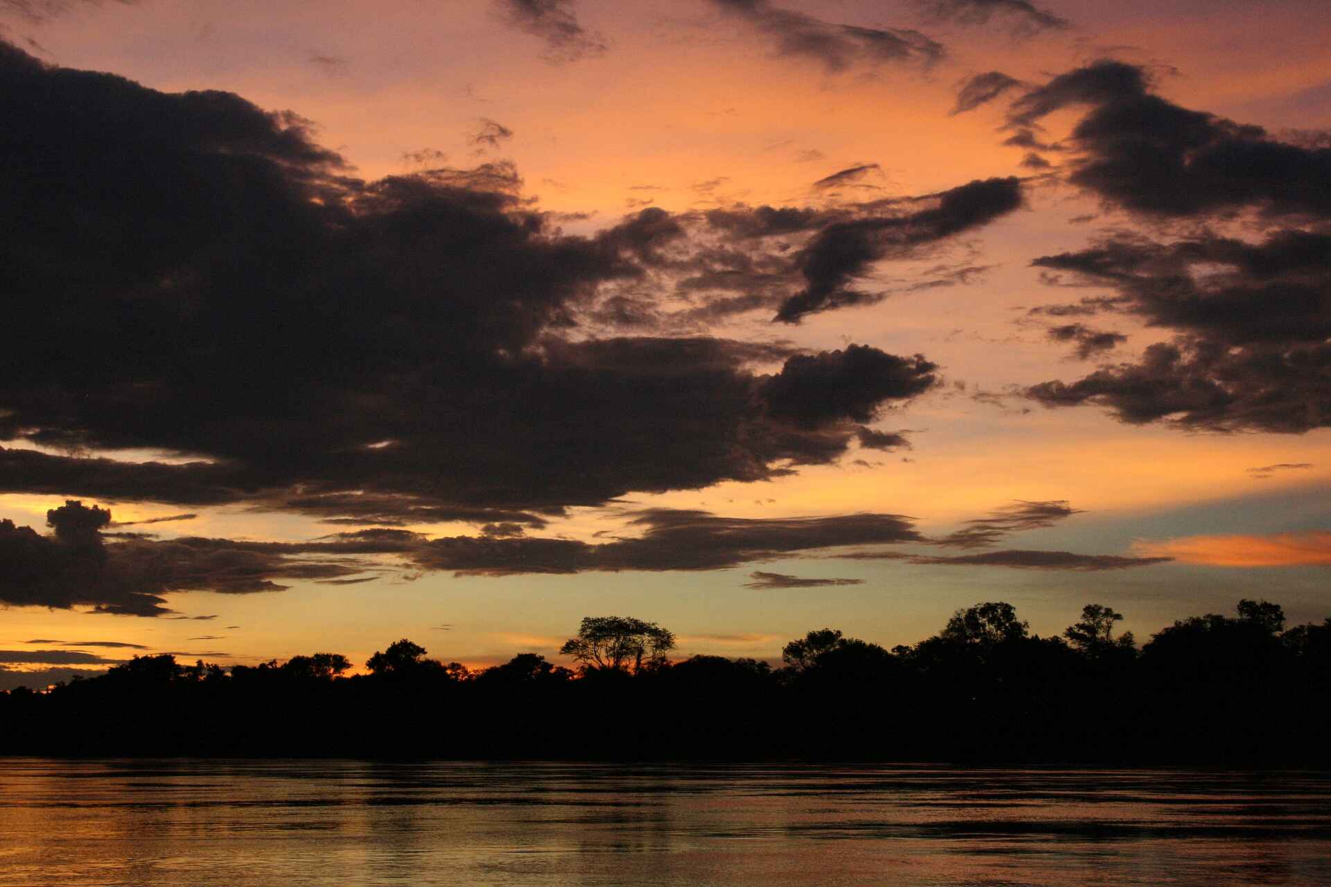 Livingstone, Moisi oa Tunya, Sambezi, Sonnenuntergang, Viktoriafälle, Waterberry Lodge