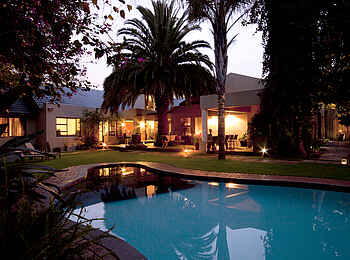 African Rock Hotels: Swimming Pool