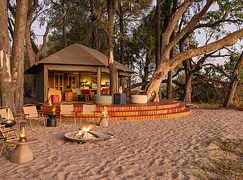 Shinde Footsteps: Blick in die Lounge Shinde Footsteps: Blick in die Lounge