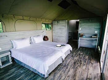 Kazile Island Lodge: Gästezelt