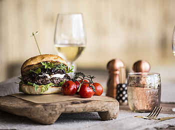 Mombo Camp: Beef Burger Mombo Camp: Beef Burger