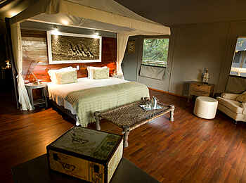 Chitabe Lediba: Blick auf das Doppelbett