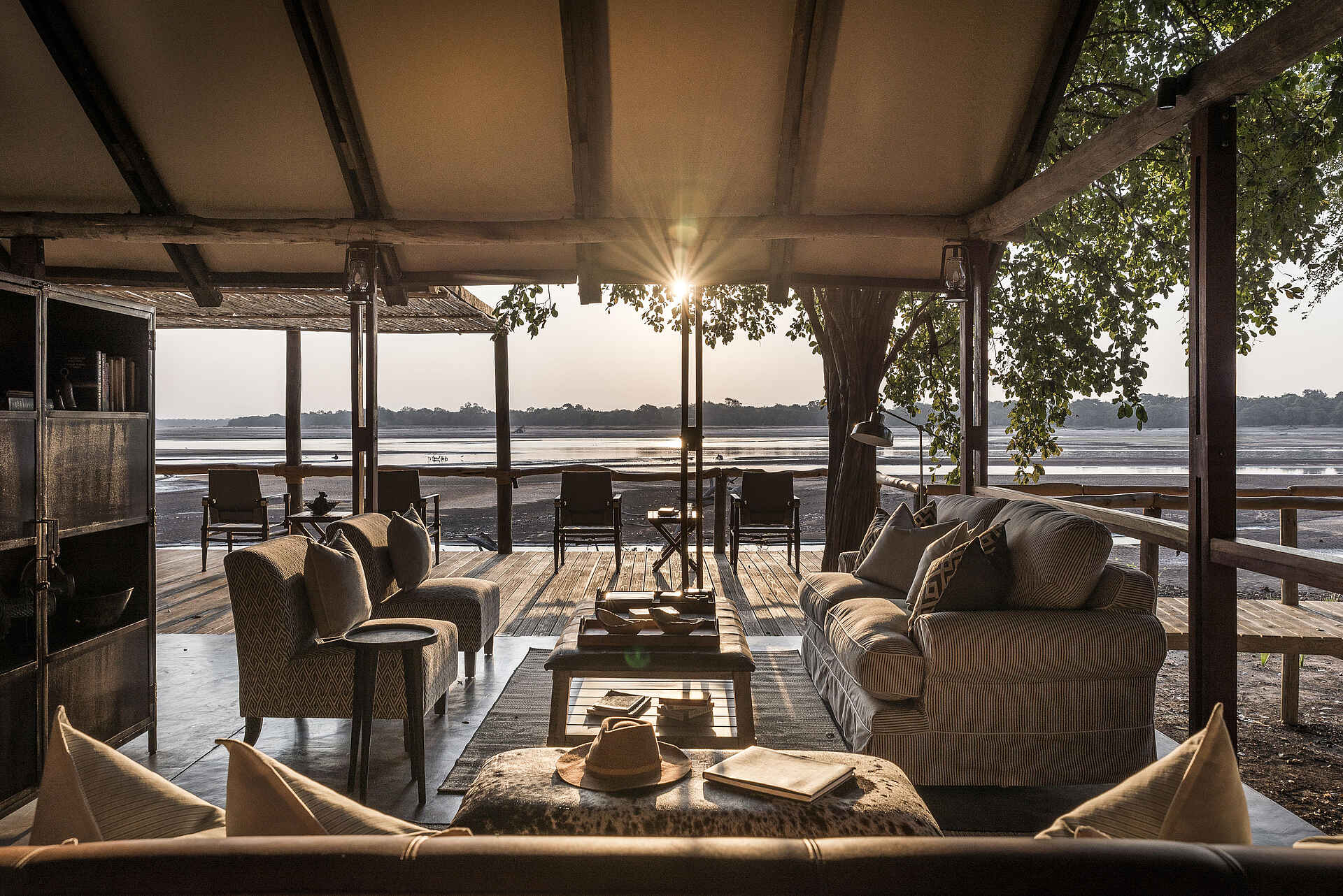 Kulandila Camp: Der Zentralbereich