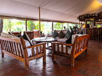 Governor´s Camp: Lounge